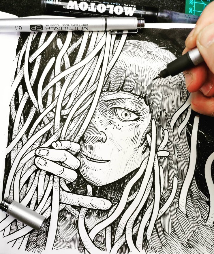 Sketchbook — proceso de entintado de retrato con cabellos largos